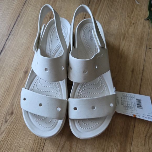 CROCS Women's Off-White Platform Sandals - Picture 2 of 5